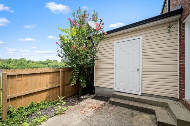 340 Stewarts Landing Cir, Smyrna, TN 37167