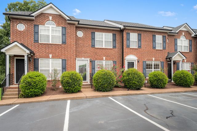 340 Stewarts Landing Cir, Smyrna, TN 37167
