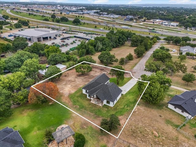 106 McClure Court, Hudson Oaks, TX 76087