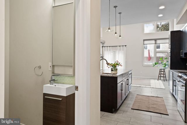 967 N RANDOLPH ST, Philadelphia, PA 19123