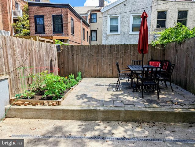 967 N RANDOLPH ST, Philadelphia, PA 19123