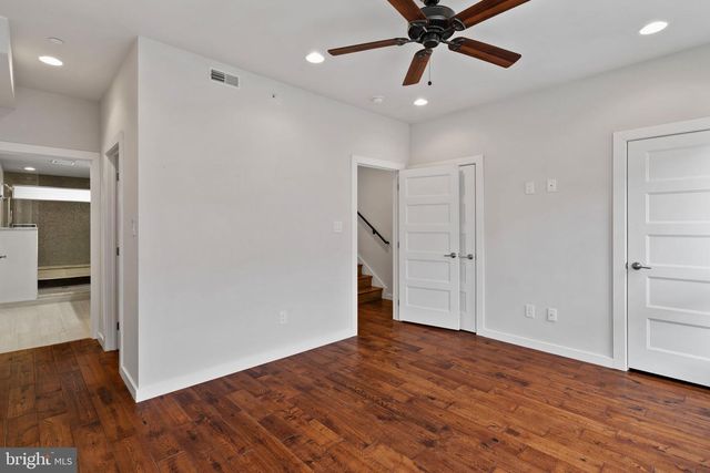 967 N RANDOLPH ST, Philadelphia, PA 19123