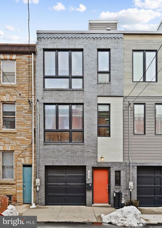 967 N RANDOLPH ST, Philadelphia, PA 19123