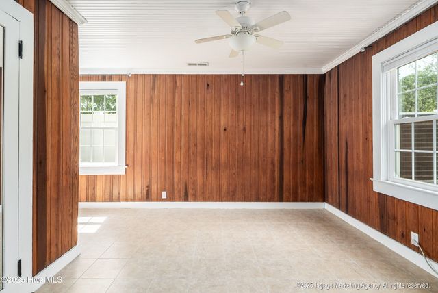 322 River Road, Washington, NC 27889