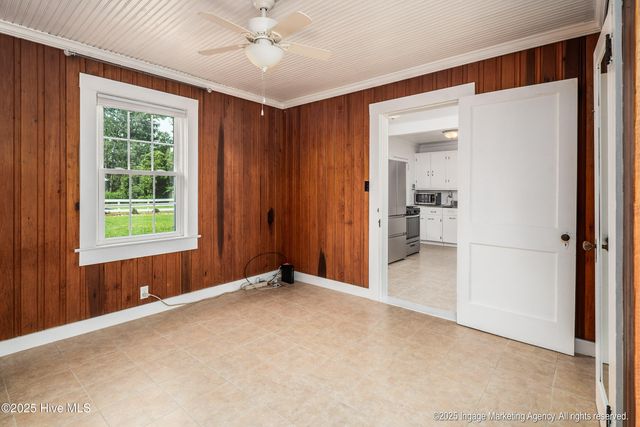 322 River Road, Washington, NC 27889