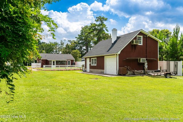 322 River Road, Washington, NC 27889