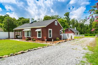 322 River Road, Washington, NC 27889