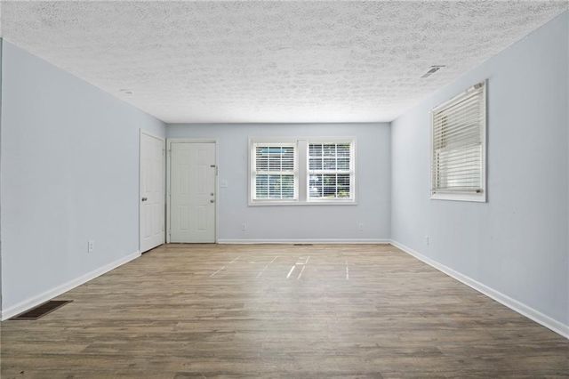 376 Cologne Dr SE, Atlanta, GA 30354