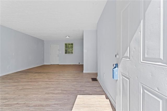 376 Cologne Dr SE, Atlanta, GA 30354