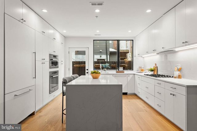 743 S CLEVELAND ST, Philadelphia, PA 19146