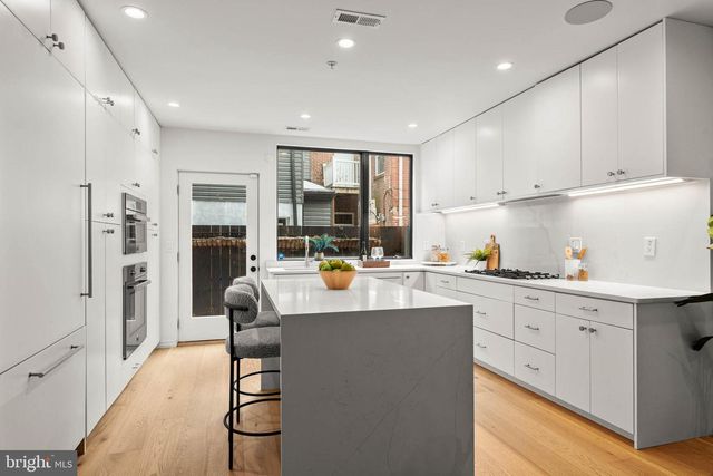 743 S CLEVELAND ST, Philadelphia, PA 19146