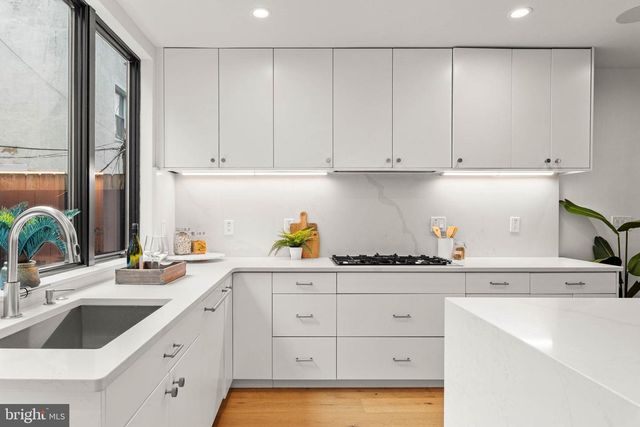 743 S CLEVELAND ST, Philadelphia, PA 19146