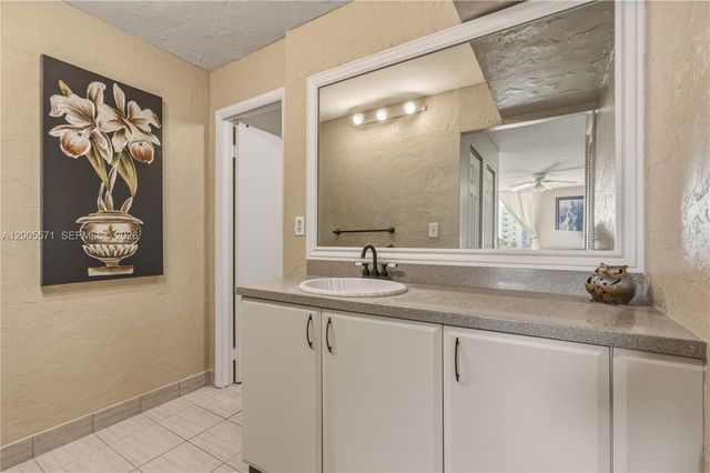 1600 S Ocean Dr 4G, Hollywood, FL 33019