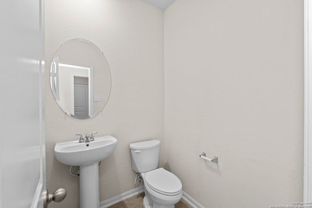 9219 COOK, Converse, TX 78109