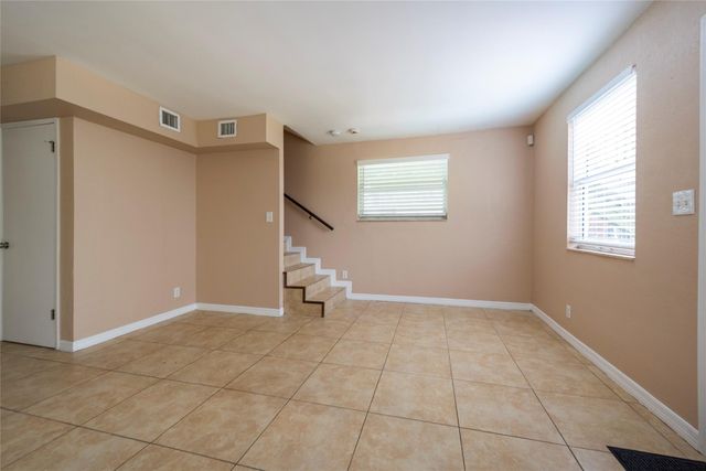 1025 NE 9th Ave B, Fort Lauderdale, FL 33304