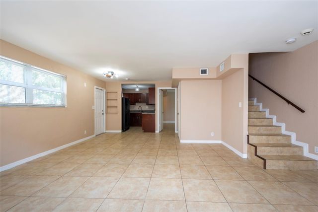 1025 NE 9th Ave B, Fort Lauderdale, FL 33304