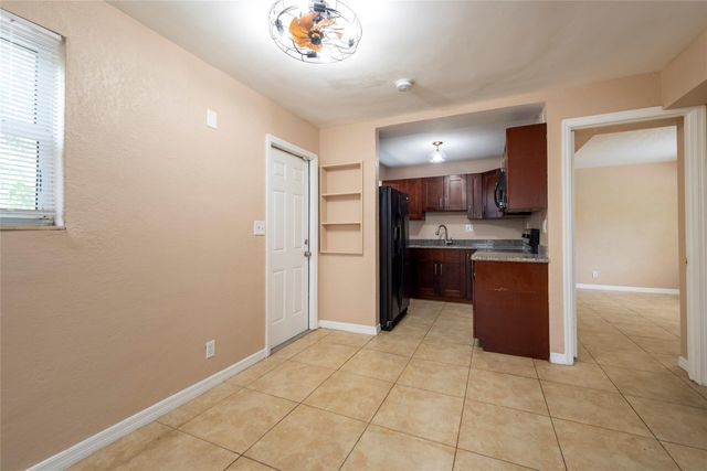 1025 NE 9th Ave B, Fort Lauderdale, FL 33304