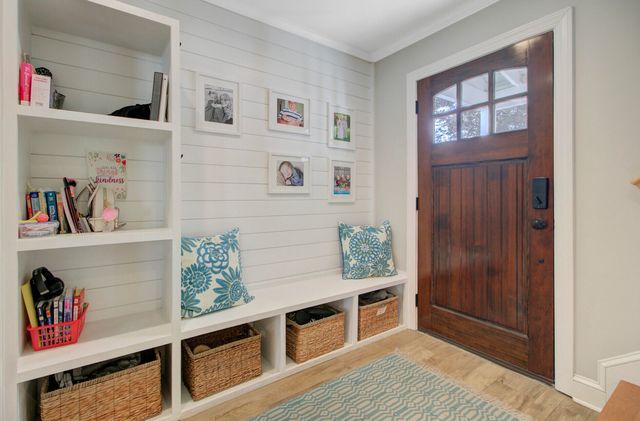 8 Vincent Drive, Mount Pleasant, SC 29464