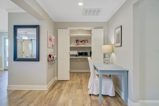 8 Vincent Drive, Mount Pleasant, SC 29464