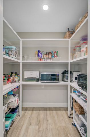 8 Vincent Drive, Mount Pleasant, SC 29464