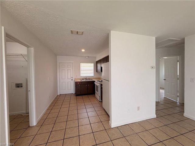 711 Gordon AVE S, Lehigh Acres, FL 33973