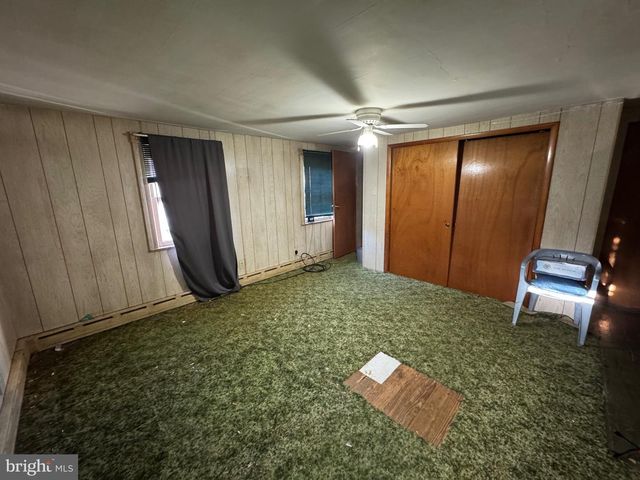 522 FOREST LN, Pottsville, PA 17901