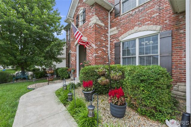 4141 Millers Ridge, St Charles, MO 63304