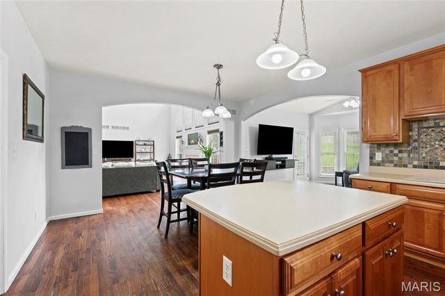 4141 Millers Ridge, St Charles, MO 63304