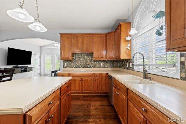 4141 Millers Ridge, St Charles, MO 63304