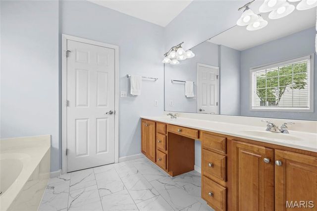 4141 Millers Ridge, St Charles, MO 63304