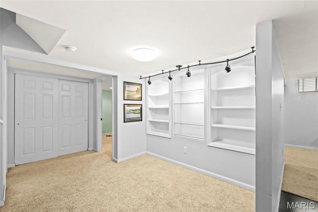 4141 Millers Ridge, St Charles, MO 63304