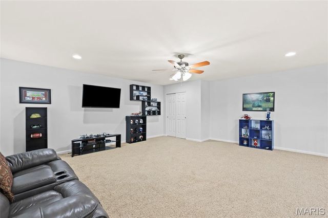 4141 Millers Ridge, St Charles, MO 63304