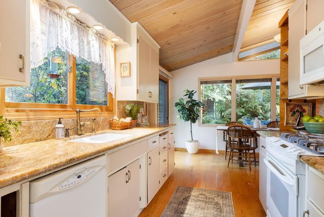 951 Jenny Way, Felton, CA 95018