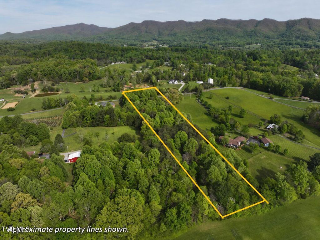 Tbd Summit Drive, Jonesborough, TN 37659