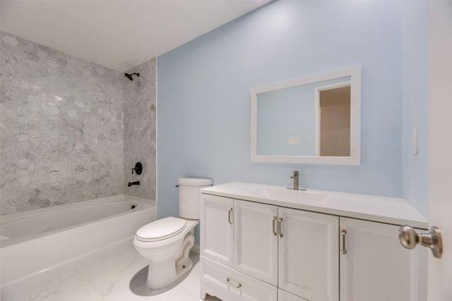 3243 Weather Vane Lane, Dallas, TX 75228