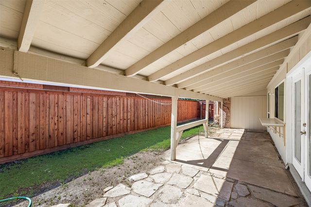 3243 Weather Vane Lane, Dallas, TX 75228