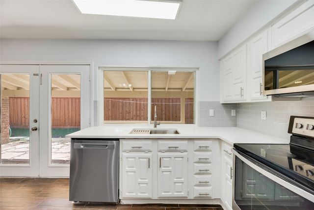 3243 Weather Vane Lane, Dallas, TX 75228