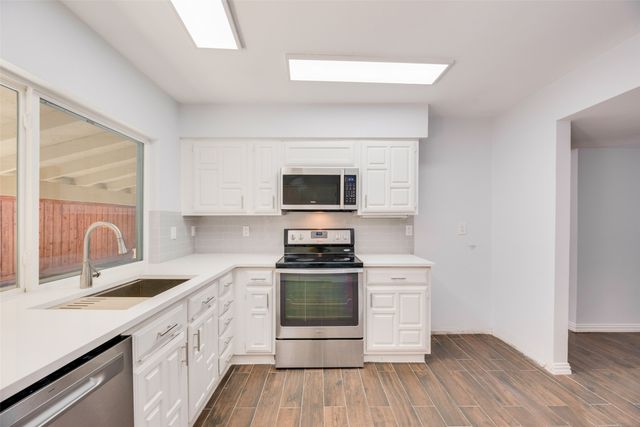 3243 Weather Vane Lane, Dallas, TX 75228