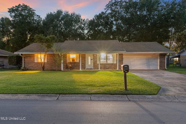 111 Janelle Drive, Gulfport, MS 39503