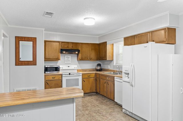 111 Janelle Drive, Gulfport, MS 39503