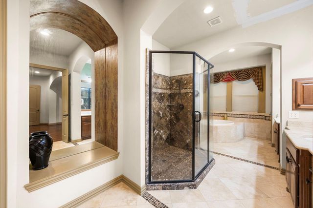 17807 Fairhaven Gateway Drive, Cypress, TX 77433