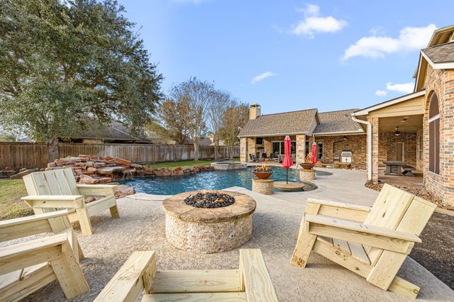 17807 Fairhaven Gateway Drive, Cypress, TX 77433