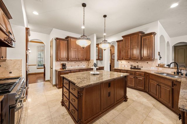 17807 Fairhaven Gateway Drive, Cypress, TX 77433