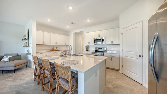 17233 MOONFLOWER DRIVE, Venice, FL 34293