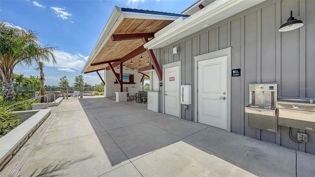 17233 MOONFLOWER DRIVE, Venice, FL 34293