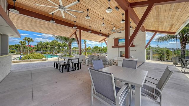 17233 MOONFLOWER DRIVE, Venice, FL 34293