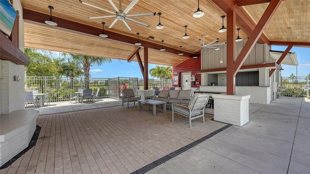 17233 MOONFLOWER DRIVE, Venice, FL 34293