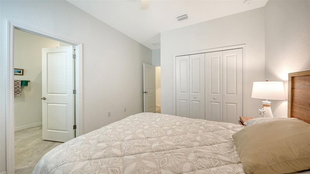 Image 30 of property listing at 17233 MOONFLOWER DRIVE, Venice, FL 34293