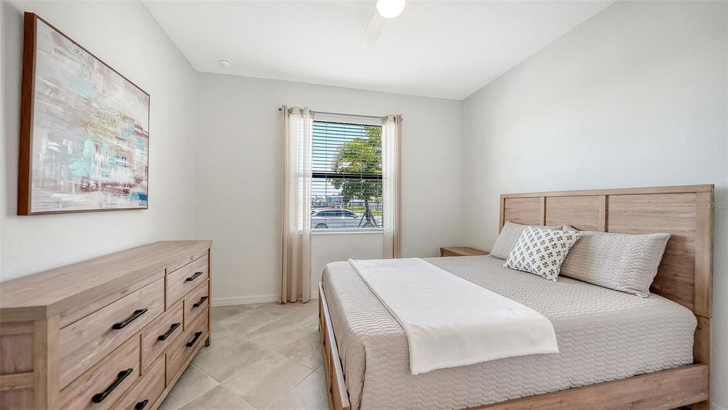 Image 37 of property listing at 17233 MOONFLOWER DRIVE, Venice, FL 34293