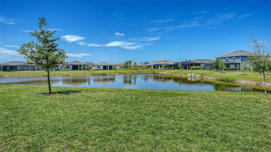 Image 54 of property listing at 17233 MOONFLOWER DRIVE, Venice, FL 34293